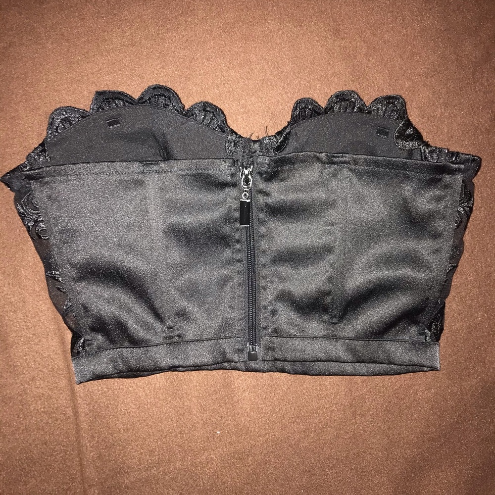 Charlotte rouse corset strapless crop top - Picture 2 of 3
